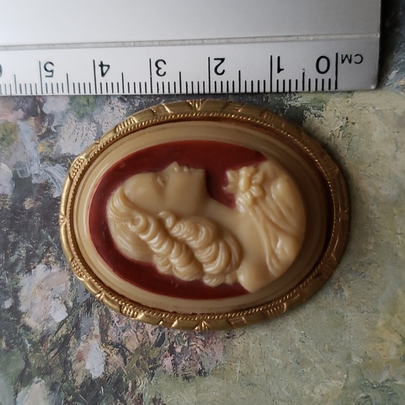 Vintage Celluloid Cameo EUC - Picture 3 of 5
